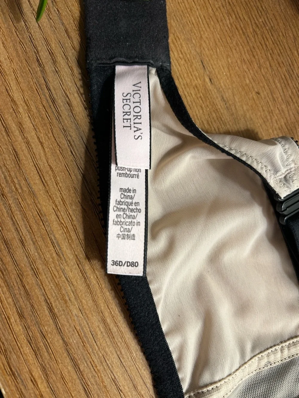 Victoria's Secret wicked Push up without padding Black Lace/mesh  Underwire Bra - Picture 2 of 3